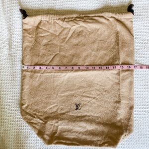 Louis Vuitton medium drawstring dust bag